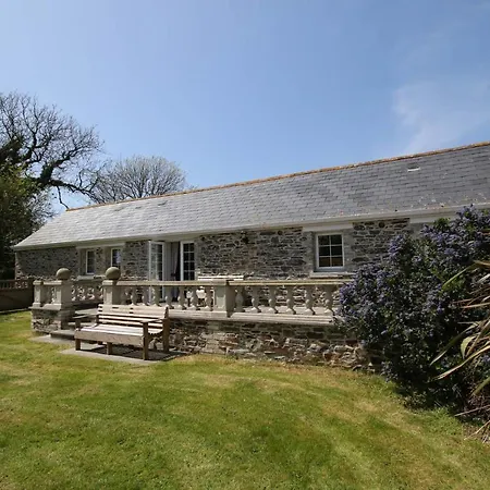 Chy Un Lur Rural Holiday home *
